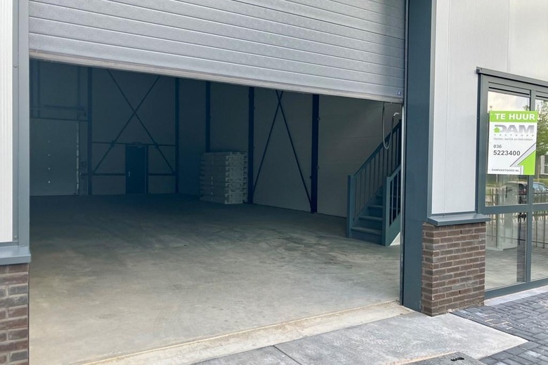 BedrijfsruimteaanLandauer 47<br/> inZeewolde BedrijfsruimteaanLandauer 47<br/> inZeewolde