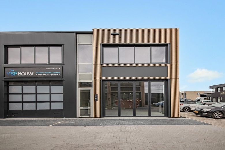 BedrijfsruimteaanJarmuiden 27 T<br/> inAmsterdam