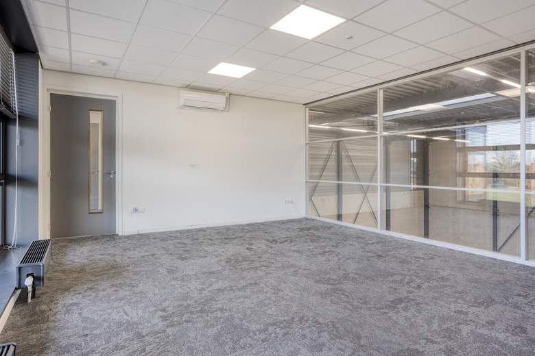 BedrijfsruimteaanAngelenweg 133<br/> inOss