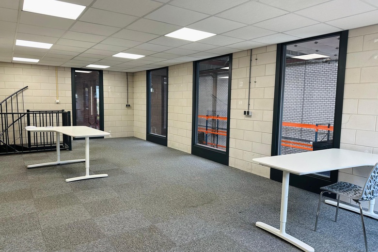 BedrijfsruimteaanLovensekanaaldijk 47 06<br/> inTilburg