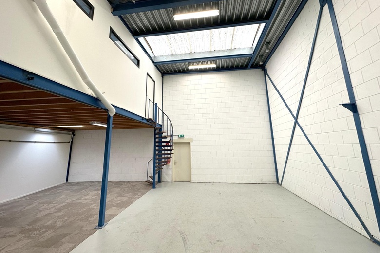 BedrijfsruimteaanVan Voordenpark 6 k<br/> inZaltbommel