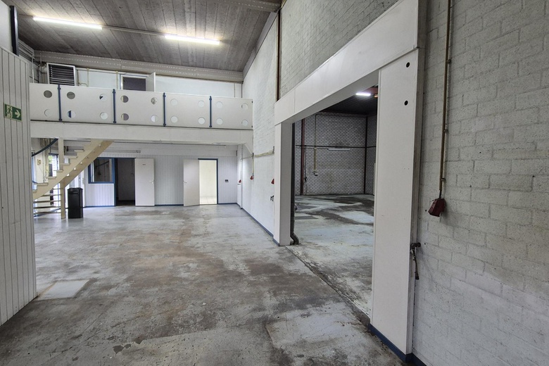 BedrijfsruimteaanZilverenberg-Guldengaarde 0 ong<br/> inDen Bosch BedrijfsruimteaanZilverenberg-Guldengaarde 0 ong<br/> inDen Bosch