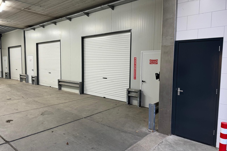 BedrijfsruimteaanKempenlandstraat 15 - 27<br/> inVught BedrijfsruimteaanKempenlandstraat 15 - 27<br/> inVught